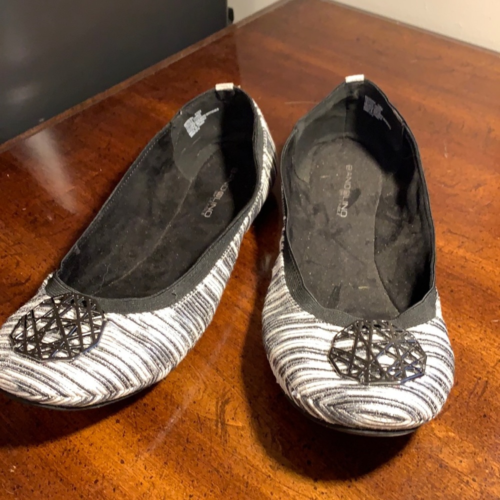 Bandolino striped Flats size 10M